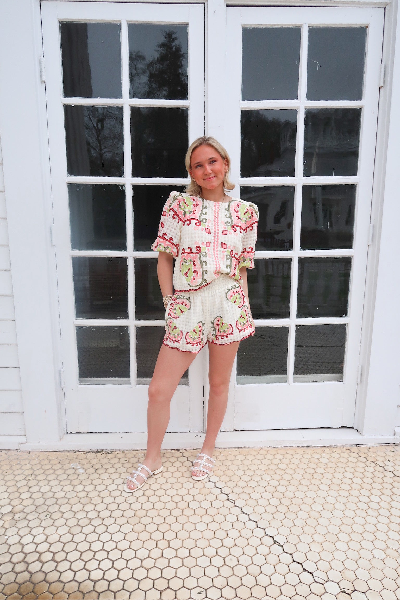 Laken Embroidered Set