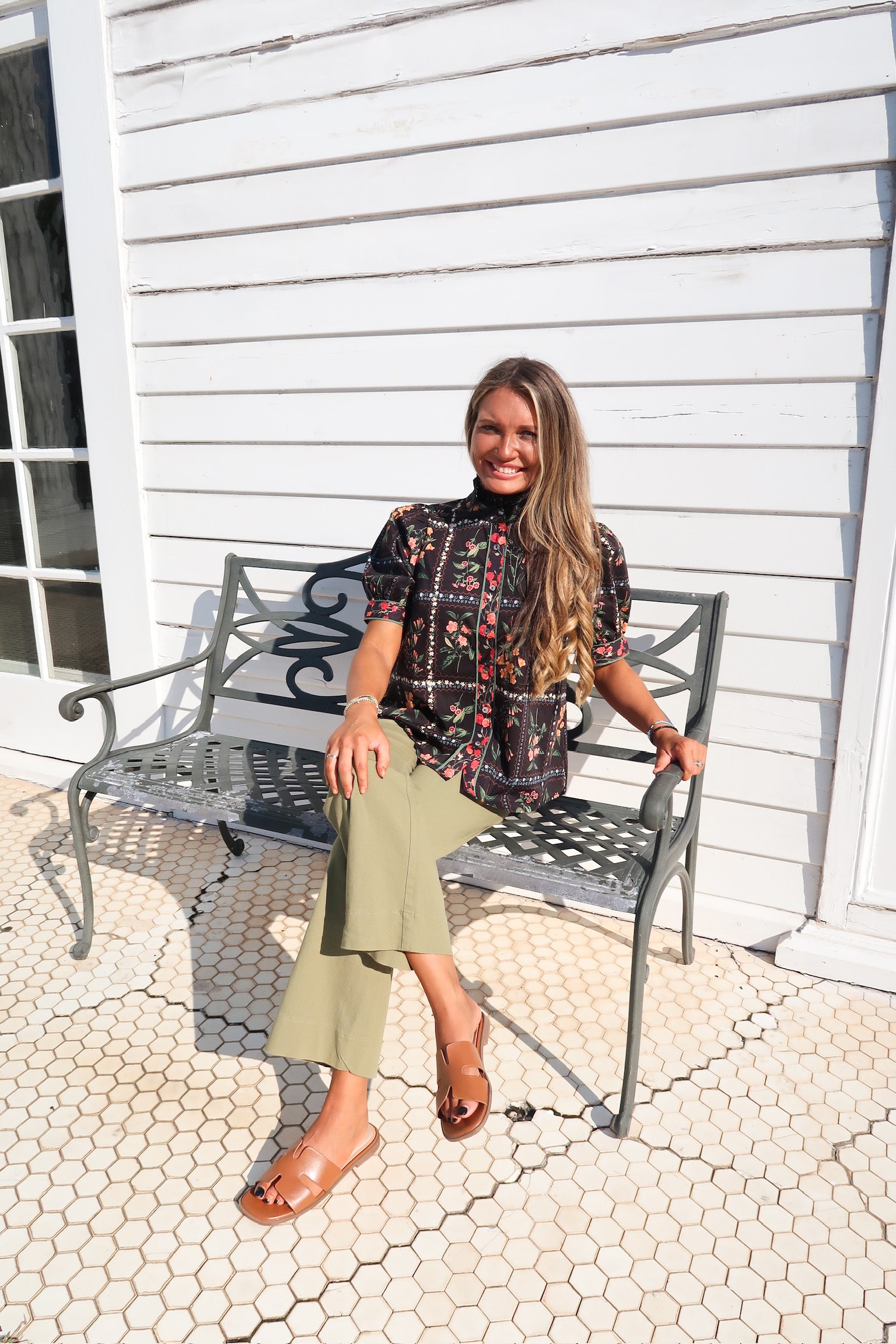 Black Floral Puffed Sleeve Top