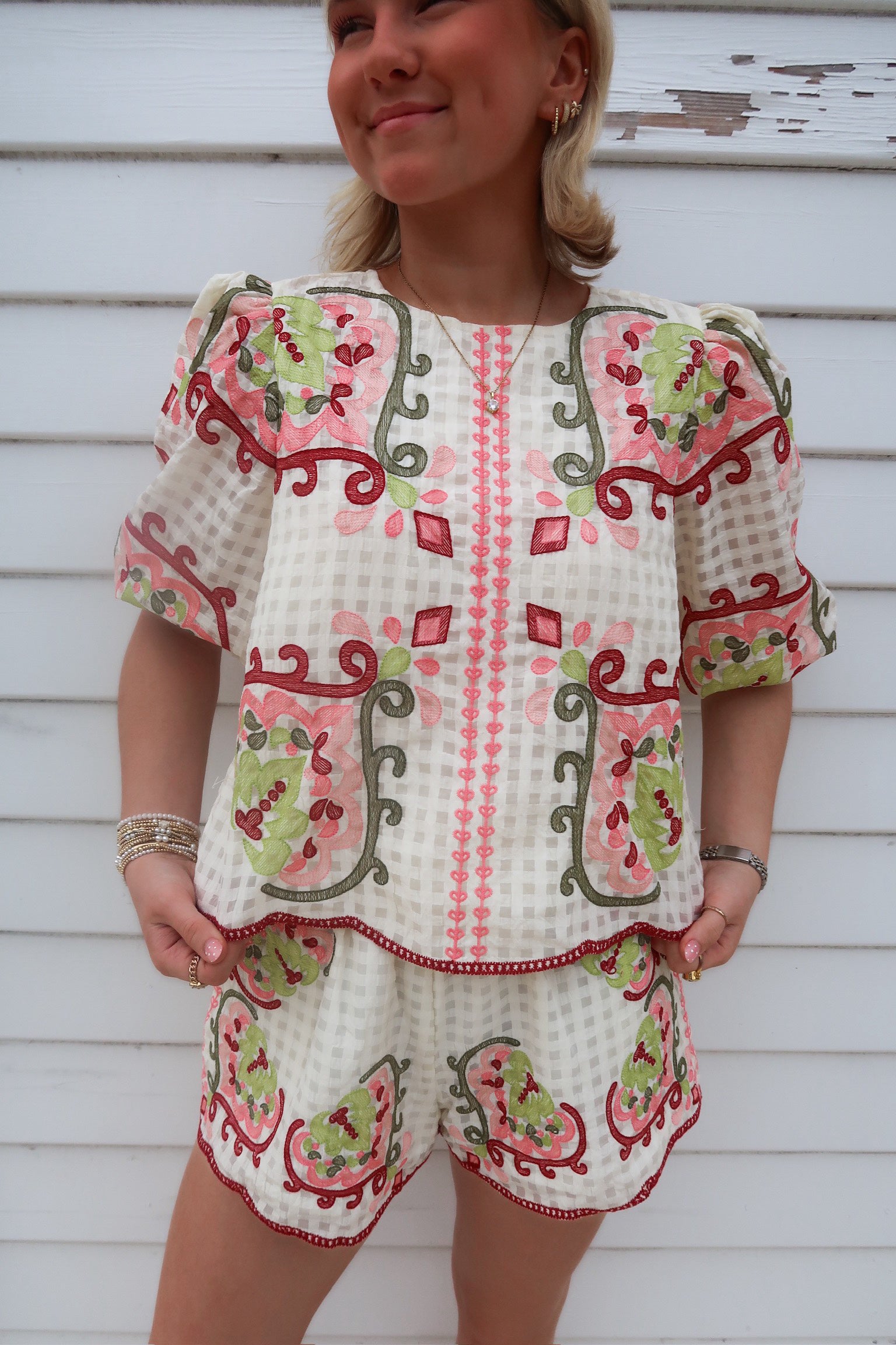 Laken Embroidered Set
