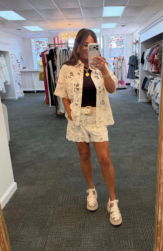 Embroidered Cut out Shorts Set