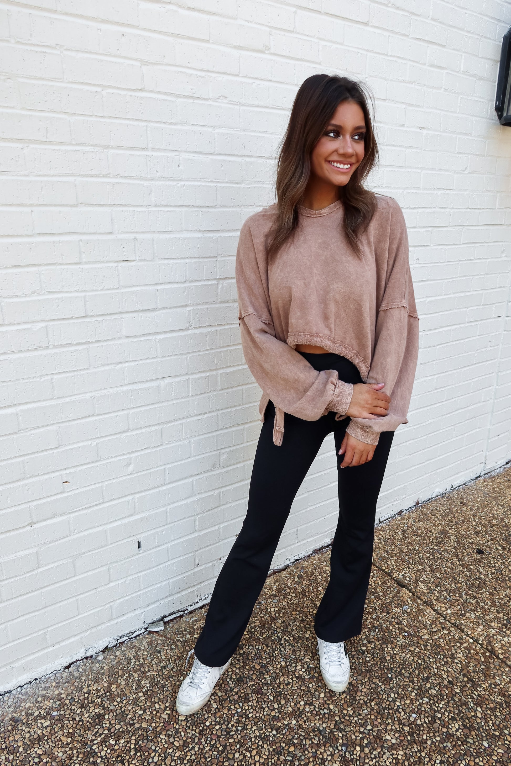 Move! Black Flare Leggings